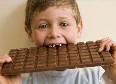 சாக்லெட் சாப்பிடுவதால் பரவும் சால்மோனெல்லா நோய்: எச்சரிக்கும் உலக சுகாதார நிறுவனம்