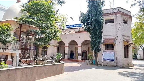 நிதி பற்றாக்குறையால் தடுமாறும் திண்டுக்கல் மாநகராட்சி: எல்லை விரிவாக்கம் செய்ய முதல்வா் உத்தரவிடுவாரா?