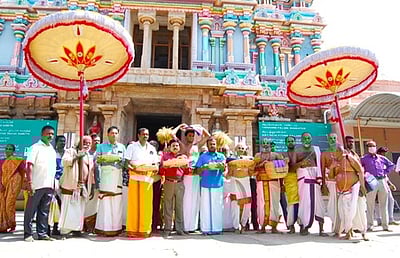 ஸ்ரீவில்லிப்புத்தூரில் இருந்து வஸ்திர மரியாதை!