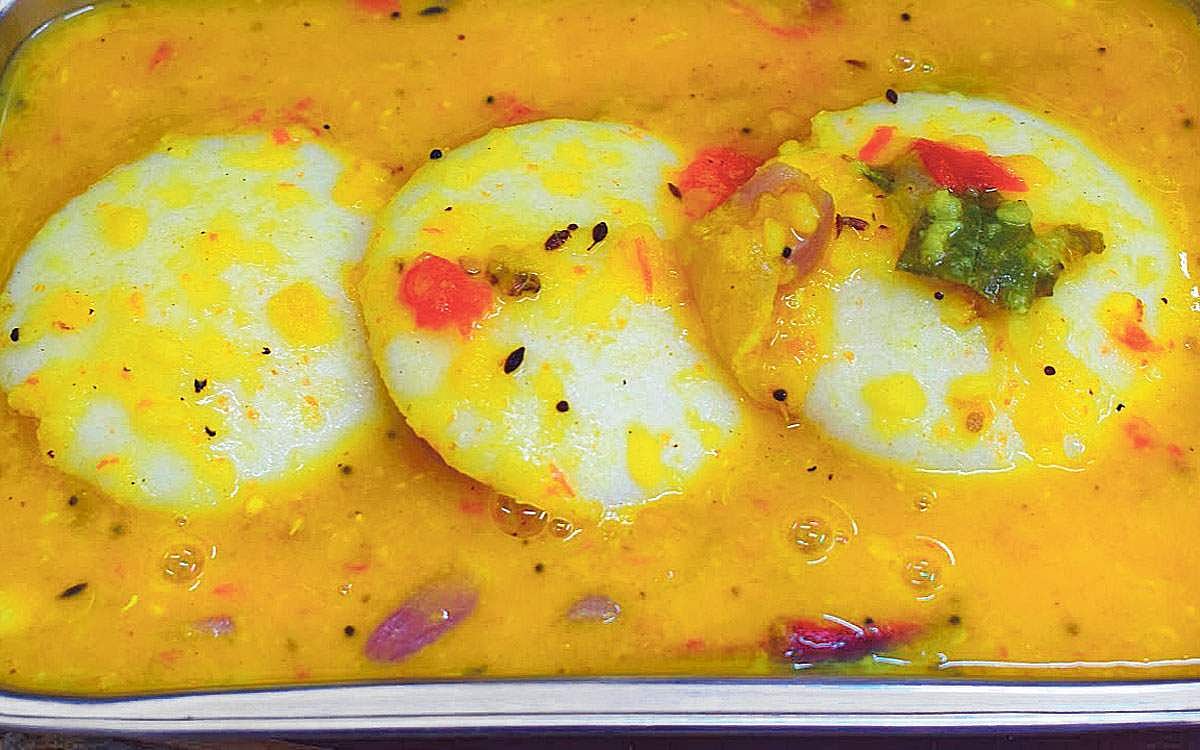 சூடான் நாட்டில் இட்லி - சாம்பார்!