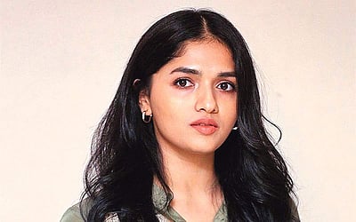 முதன்மைப் பாத்திரத்தில்...