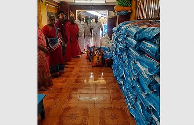 கூத்தாநல்லூர் : மருவத்தூர் கோயிலுக்கு ரூ.78 ஆயிரம் அரிசி மூட்டை