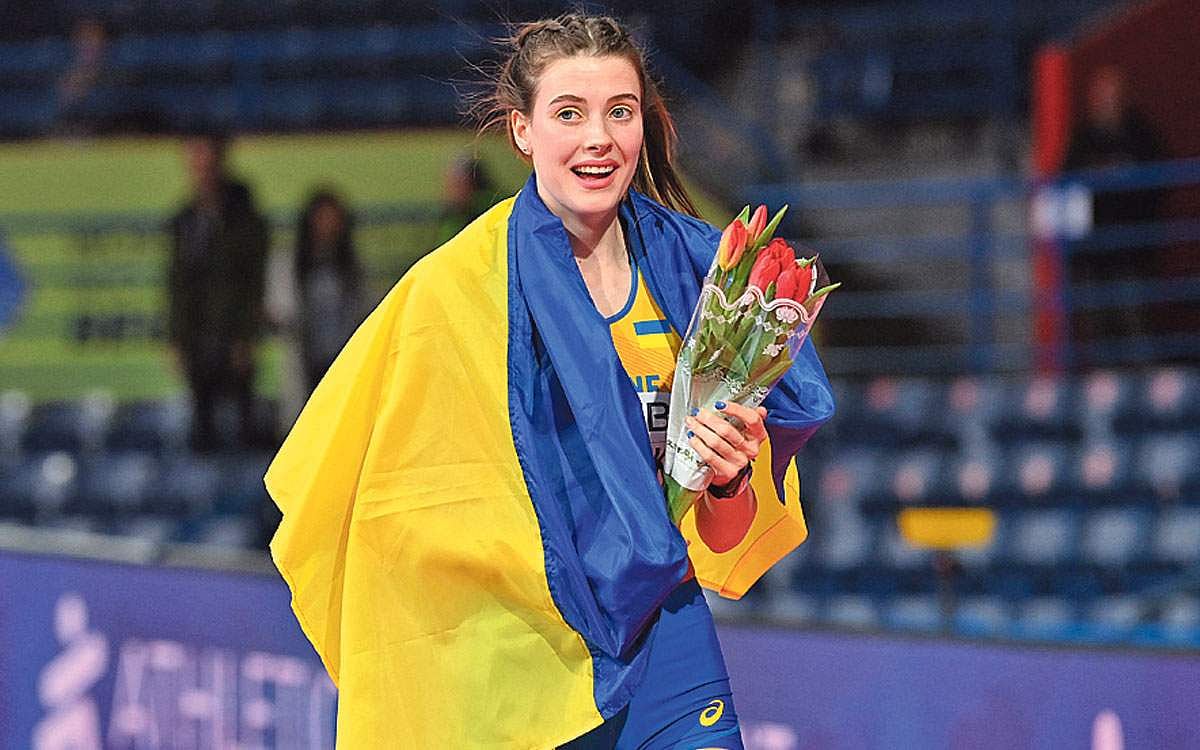 குண்டுமழைக்கு நடுவே தங்கம்!