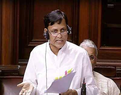 கடந்த 5 ஆண்டுகளில் 22 ஐபிஎஸ் அதிகாரிகள் மீது வழக்குப் பதிவு: அமைச்சர் தகவல்