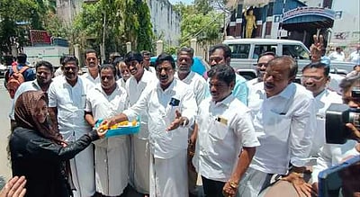 புதுவையிலும் 7.5 சதவீதம் உள் ஒதுக்கீடு: அதிமுக வலியுறுத்தல்