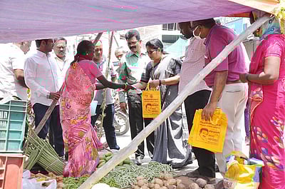 தமிழ் புத்தாண்டுக்குப் பின் நெகிழி பொருள்களைப் பயன்படுத்தினால் அபராதம்