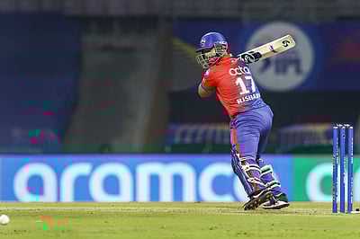 லக்னௌ சிறப்பான பந்துவீச்சு: 149 ரன்களுக்குக் கட்டுப்பட்டது டெல்லி