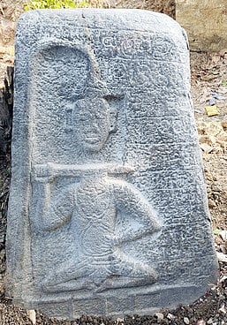 உயிரை துச்சமாக மதித்து நீா்நிலைகளைப் பாதுகாத்த பழந்தமிழா்கள்!