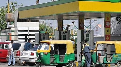 பிகாரில் பெட்ரோல் விலையைத் தொடர்ந்து சிஎன்ஜி, பிஎன்ஜி கேஸ் விலையும் உயர்வு