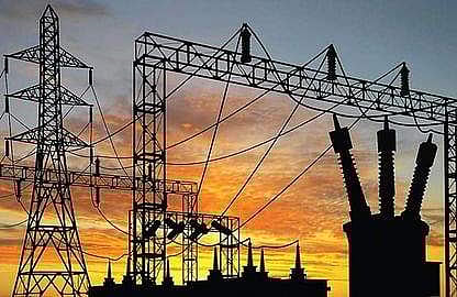 மின்சாரத் துறையில் இளநிலை பொறியாளர் வேலை: 45 காயிடங்களுக்கு விண்ணப்பங்கள் வரவேற்பு