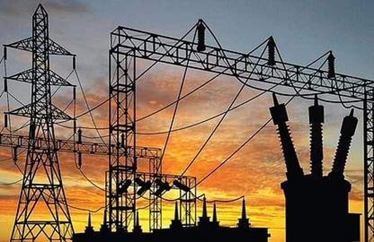 மின்சாரத் துறையில் இளநிலை பொறியாளர் வேலை: 45 காயிடங்களுக்கு விண்ணப்பங்கள் வரவேற்பு