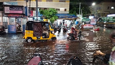 தமிழகத்தில் பரவலாக  மழை