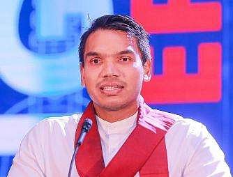 வெளிநாட்டிற்கு தப்பிச்செல்லமாட்டோம்: மகிந்த ராஜபட்ச மகன் விளக்கம்