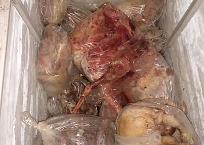 சேலத்தில் அதிரடி சோதனை: 133 கிலோ கெட்டுப்போன கறி பறிமுதல்