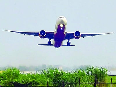 சிங்கப்பூர் விமானம் சென்னையில் தரையிறங்க முடியாமல் பெங்களூருக்கு திருப்பிவிடப்பட்டது!