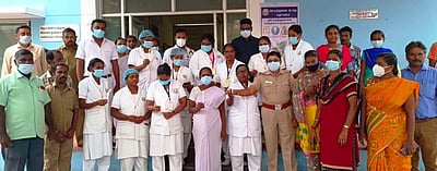 மருத்துவமனைகளில் செவிலியா் தின விழா