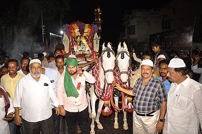 கிருஷ்ணகிரி சங்கல்தோப்பு தா்காவில் உரூஸ் விழா