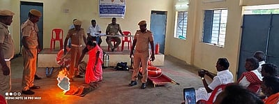 தன்னாா்வா்களுக்கு பேரிடா் மீட்பு பயிற்சி