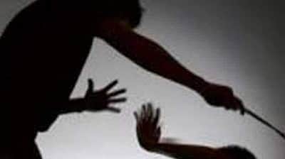 ரூட்டு தல விவகாரம்: சென்னையில் ஆயுதங்களுடன் மோதிக் கொண்ட மாணவர்கள்