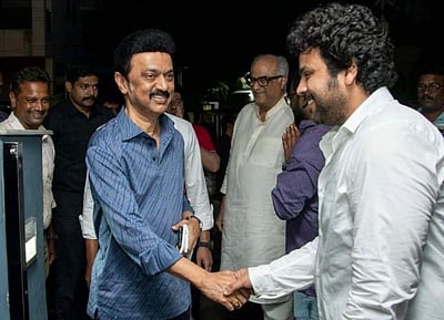 நெஞ்சுக்கு நீதி படத்தைப் பார்த்து படக்குழுவினரை பாராட்டிய முதல்வர் ஸ்டாலின்