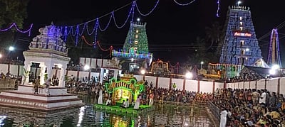 அவிநாசி லிங்கேஸ்வரர் கோயிலில் தெப்போற்சவத் திருவிழா