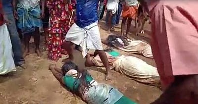 ஆத்தூர் அருகே பேய் ஓட்டும் விநோத திருவிழா: 100 பேய்களை ஓட்டிய பூசாரி