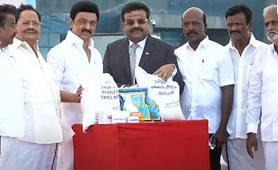 இலங்கைக்கு நிவாரணப் பொருள்கள்: அனுப்பி வைத்தார் முதல்வர் (விடியோ)