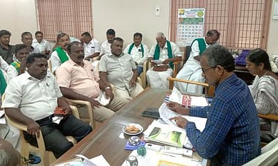 மேட்டூா் அணை திறப்பு தேதியை அறிவிக்க வேண்டும்