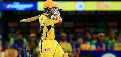 உம்ரான் மாலிக் பந்துவீச்சைத் துவம்சம் செய்த ருதுராஜ்