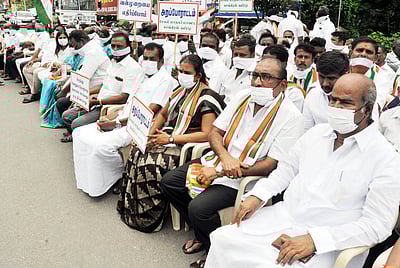 பேரறிவாளன் விடுதலை: காங்கிரஸ் அறப்போராட்டம்