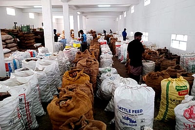 பரமத்தி வேலூரில் ரூ. 9 லட்சத்திற்கு கொப்பரை ஏலம்