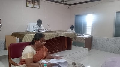 ராமநாதபுரம் முகவை ஊருணி ரூ.2.56 கோடியில் புனரமைக்கப்படும்:  நகராட்சித் தலைவா் கே.காா்மேகம்