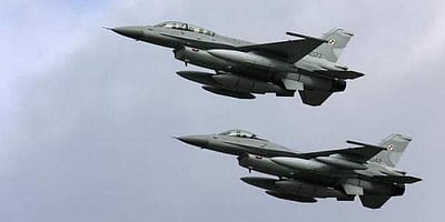 ஈரானில் ஜெட் விமான விபத்தில் 2 விமானிகள் பலி