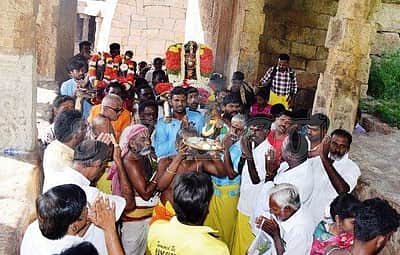 சித்திரைத் தேர் திருவிழா நிறைவு: சங்ககிரி மலைக்கு திரும்பினார் சென்னகேசவப் பெருமாள் 