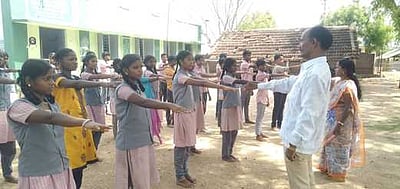 அரசுப் பள்ளியில் உலக தைராய்டு தினம் கடைப்பிடிப்பு