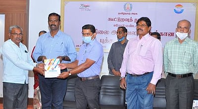 பணியாளா்களின் திறன் மேம்பட பயிற்சி அவசியம்: இணைப் பதிவாளா்