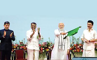 இலங்கை மக்களுக்கு துணை நிற்போம்: சென்னை விழாவில் பிரதமா் நரேந்திர மோடி