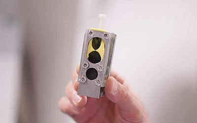 பாசியில் மின்சாரம்!