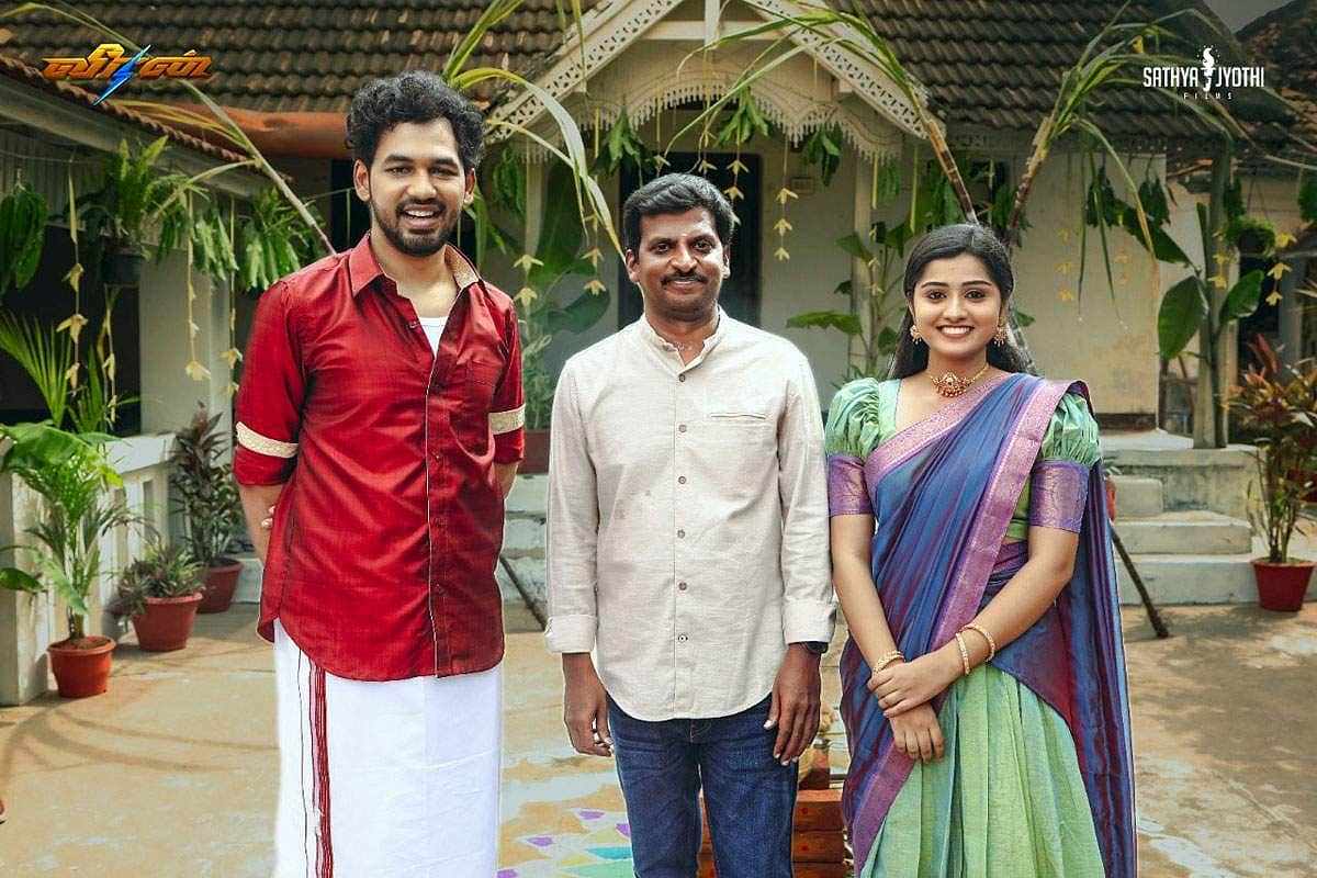 பூஜையுடன் தொடங்கியது வீரன் படத்தின் ஷூட்டிங் - புகைப்படங்கள்