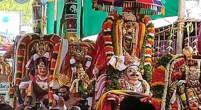 அட்சய திருதியை: கும்பகோணத்தில் ஒரே இடத்தில் 14 கருட சேவை நிகழ்ச்சி