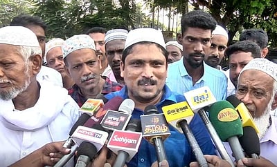 புதுச்சேரி திமுக இளைஞரணி அமைப்பாளரின் ராஜிநாமா அறிவிப்பால் பரபரப்பு