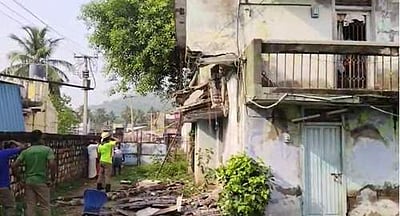 சேலத்தில் கனமழை: பழைமையான கட்டடம் இடிந்து விழுந்து 3 பேர் காயம்