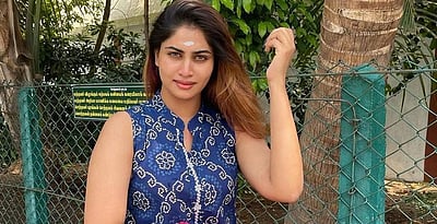 பிறந்த நாள்: ‘பிக் பாஸ்’ ஷிவானி வெளியிட்ட புகைப்படங்கள்