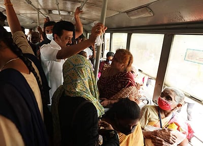 சென்னை அரசுப் பேருந்தில் பயணித்த மு.க.ஸ்டாலின்!