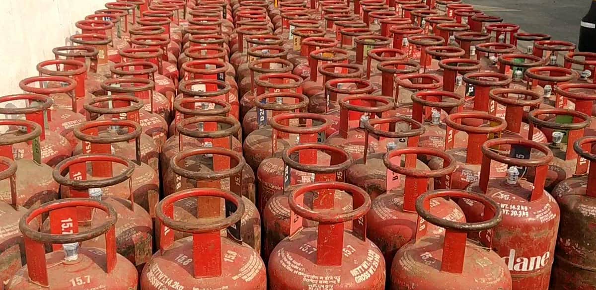 7 நாள்களுக்குள் எல்பிஜி சிலிண்டர் மானியம் நிறுத்தப்படும்! குறுந்தகவல் சொல்வது என்ன?