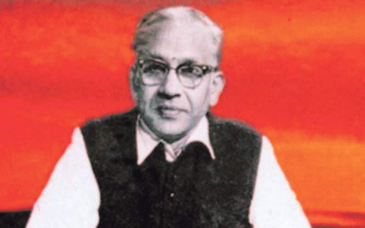 "எம்ஜிஆரிடம் இல்லாதது என்னிடம் என்ன இருக்கிறது?'