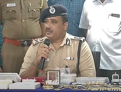 மயிலாப்பூரில் இரட்டைக்கொலை:  போலீஸ் கூறிய திடுக்கிடும் தகவல் என்ன?