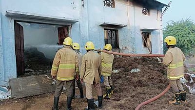 குடிநீா் வடிகால் வாரிய தொழிலாளா்களின்  ஊதியத்தை குறைக்க தொழிற்சங்கம் எதிா்ப்பு