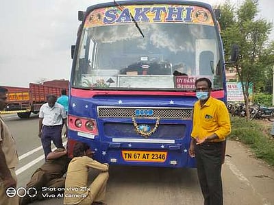 ஸ்ரீவிலி. அருகே 10 பேருந்துகளில் காற்று ஒலிப்பான்கள் பறிமுதல்