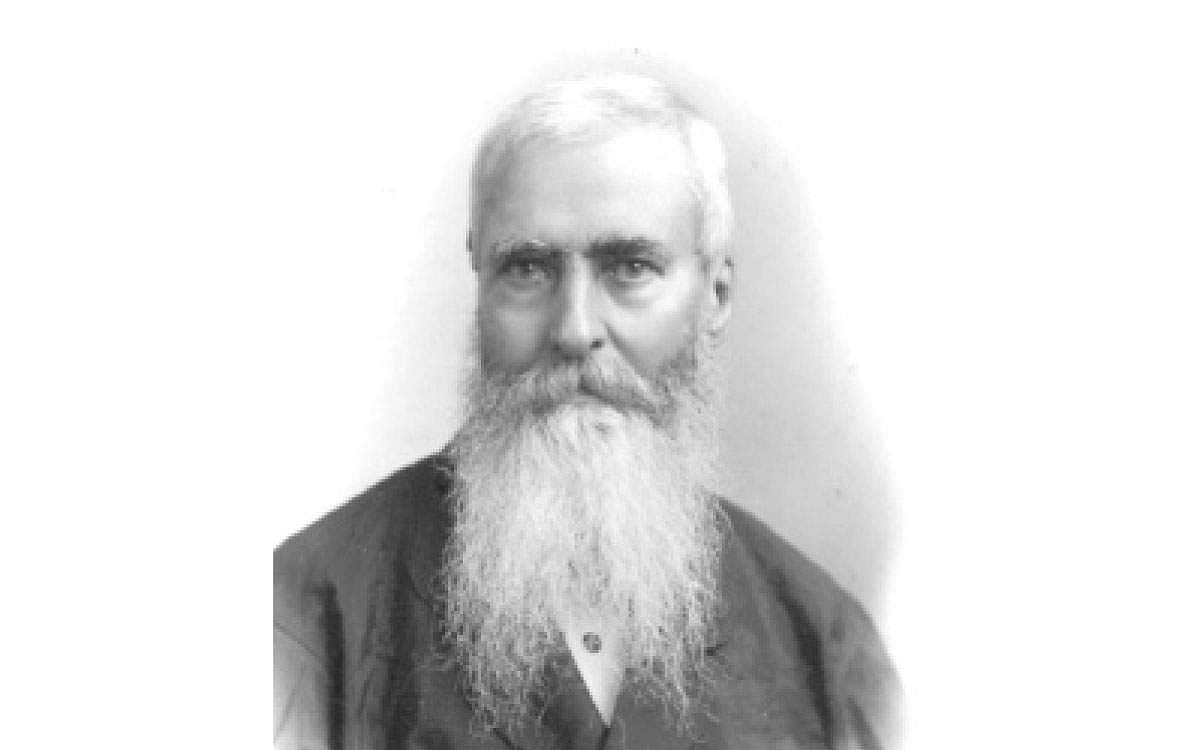 ஒப்பியல் இலக்கணம் தந்த ஒளிவிளக்கு !